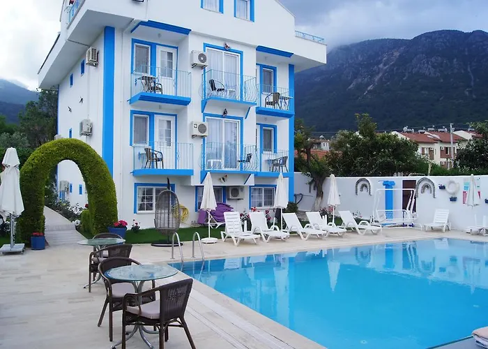 Отель Forever 2*