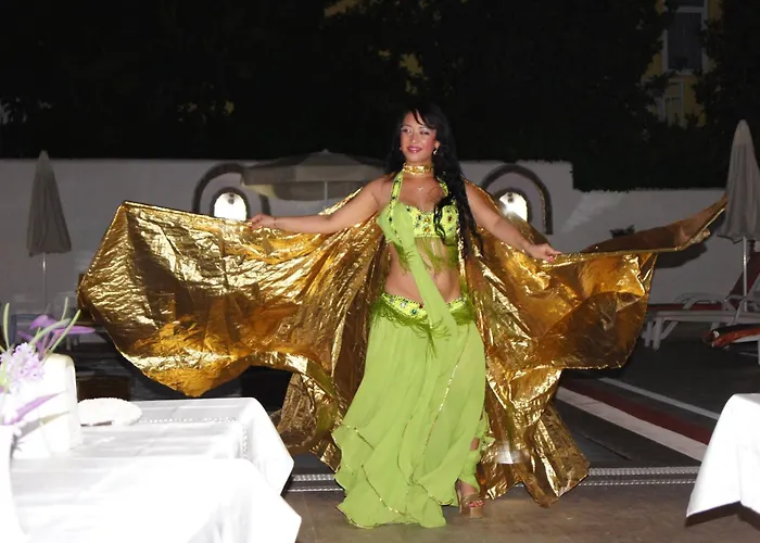 Отель Forever 2*